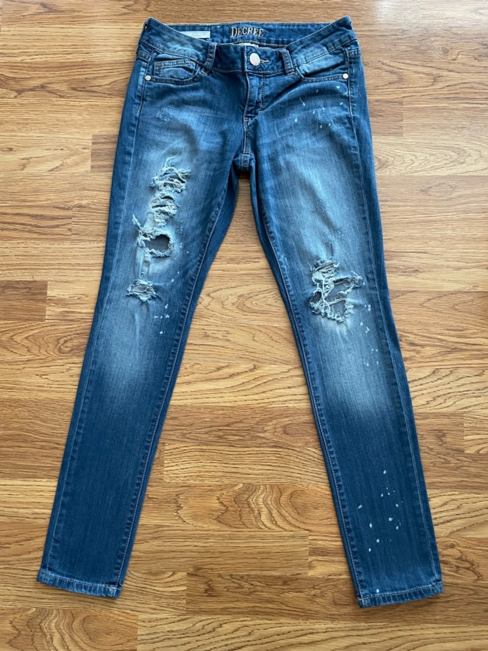Decree Super Skinny Stretch Jeans Juniors Size 7 Distressed Holes Pockets